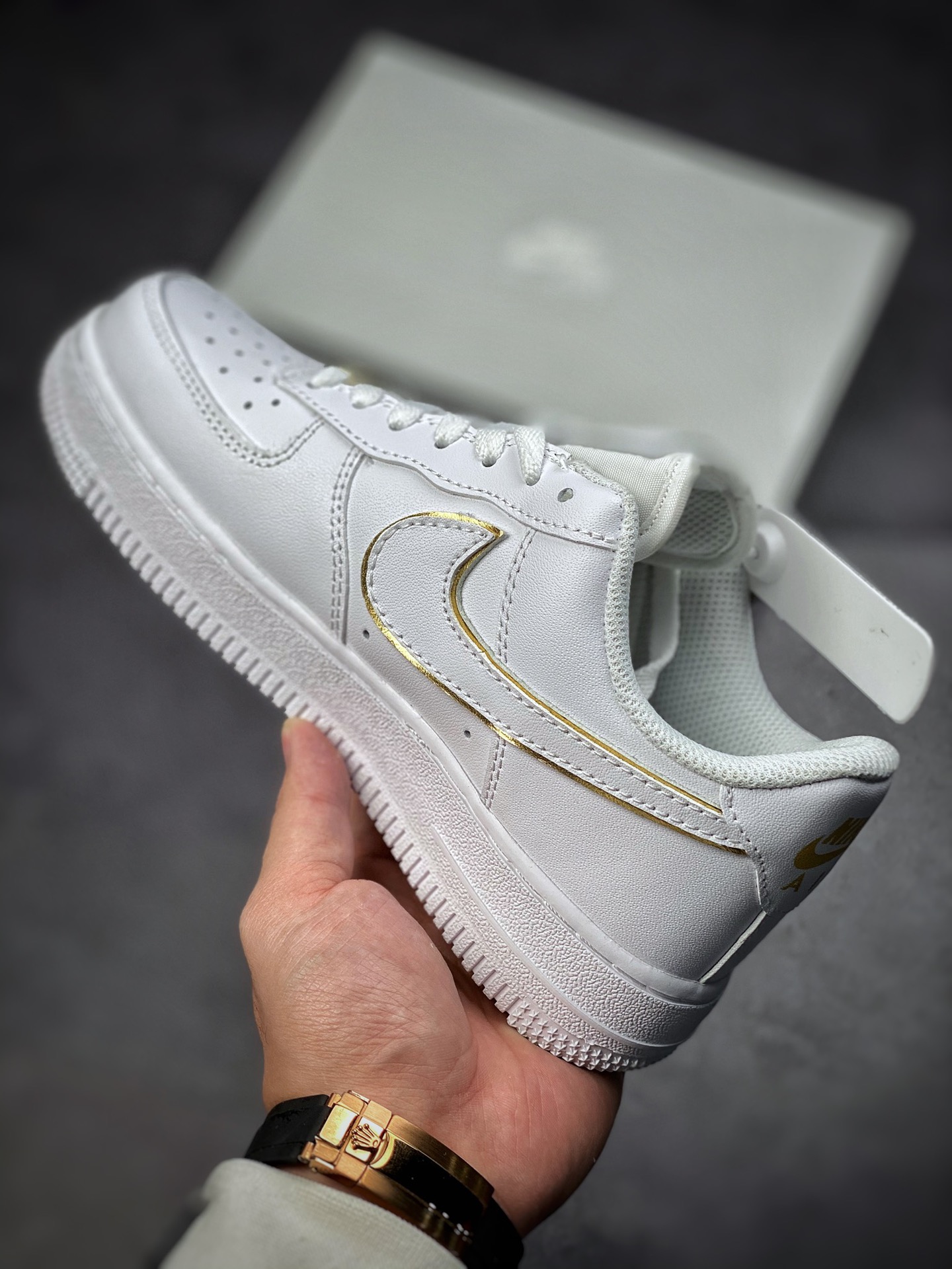 150  Nike Air Force 1 Low 07 白金边钩AO2132-102