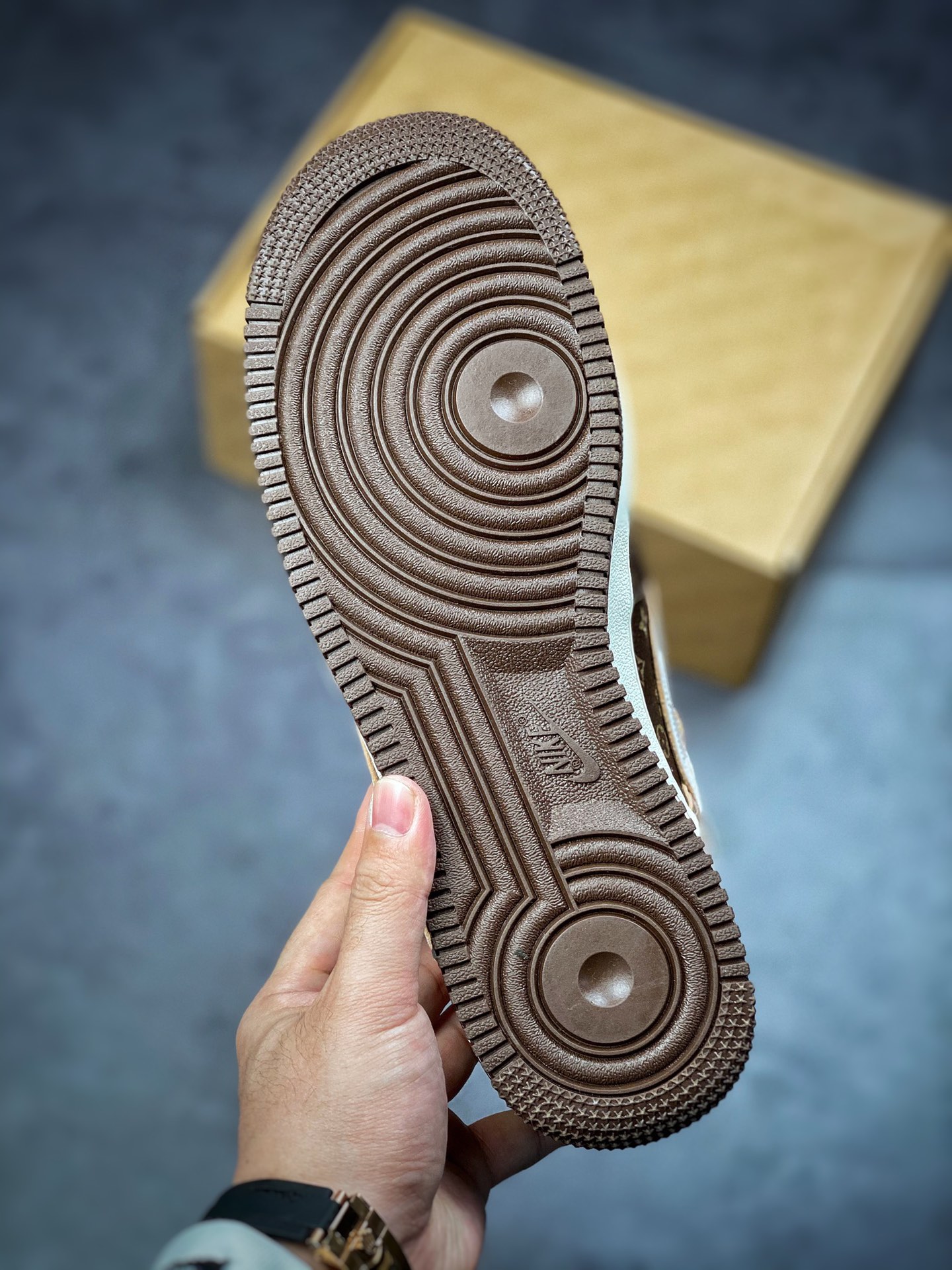 260  Louis Vuitton x Air Force 1 Low 联名老花拼接