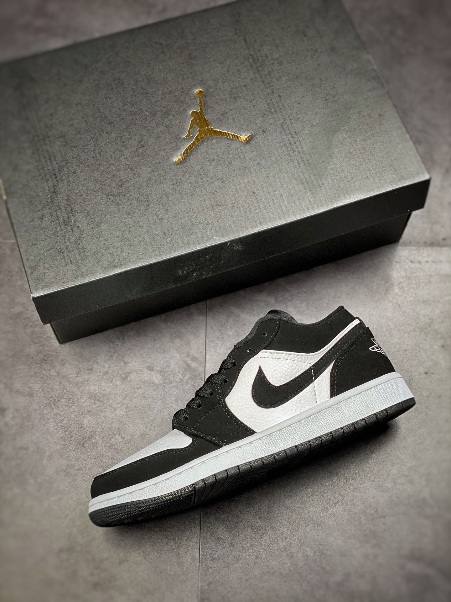 200  Air Jordan 1 Low 黑白 AJ1乔1低帮休闲板鞋 553558-001