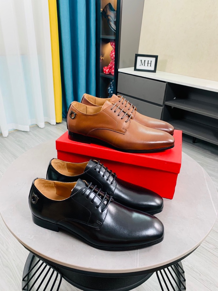 J0   全牛里Ferragamo菲拉格慕最新男士套脚商务皮鞋，头层采用意大利进口荔枝纹软牛皮➕奢华牛皮内里，带有LOGO的激光大底，柔软舒适🌴高端大气，高品味男士首选🍍38-44