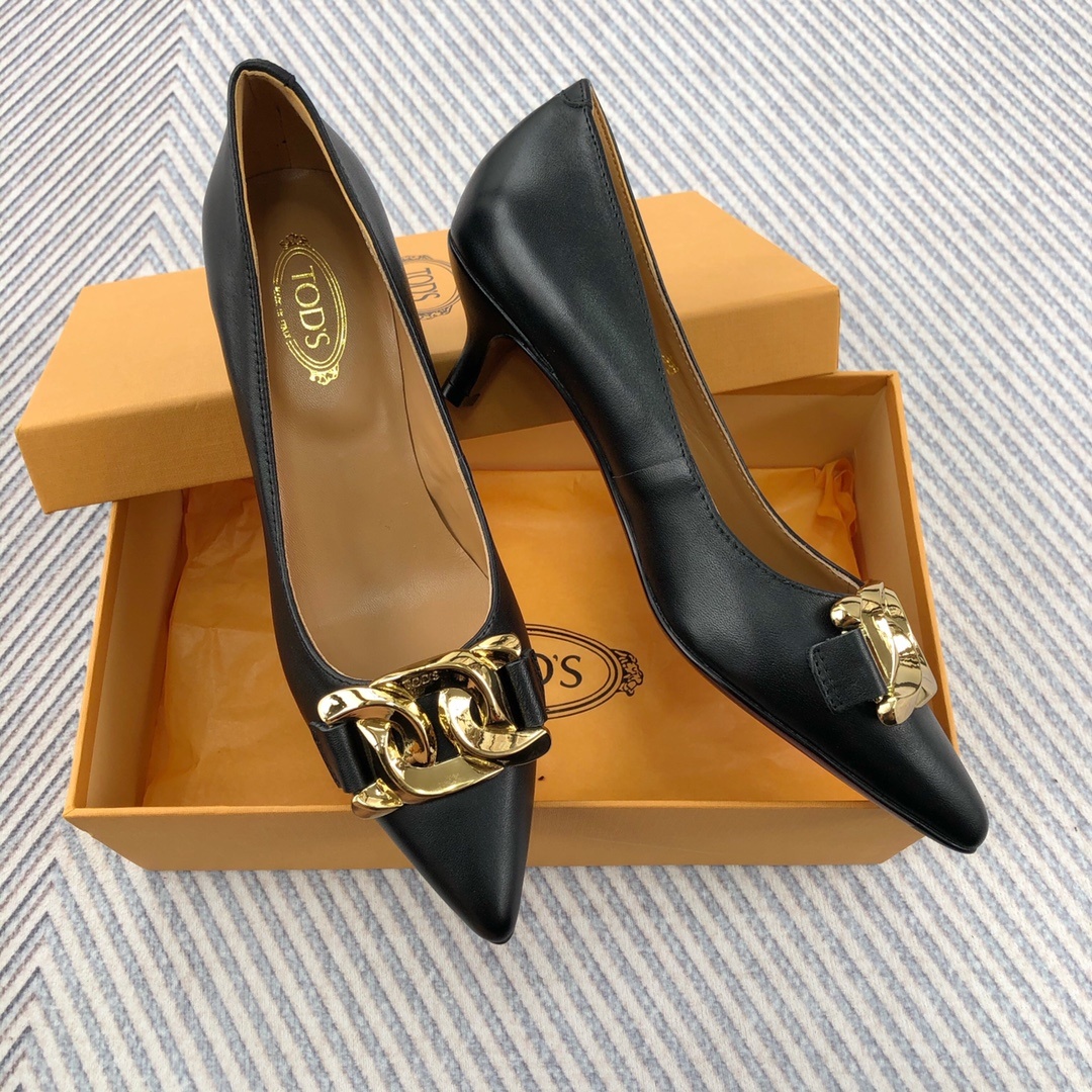 TODS Classic Plumb-Button Single-Shoe: Comfortable and Graceful Footwear with Stylish Design - 图片 4