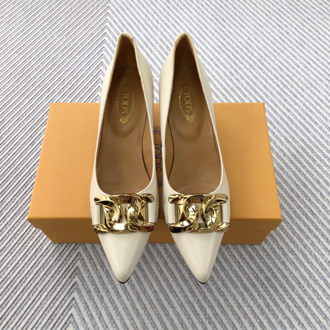 TODS Classic Plumb-Button Single-Shoe: Elegant Design with Shoe-Faced Embellishment - 图片 1