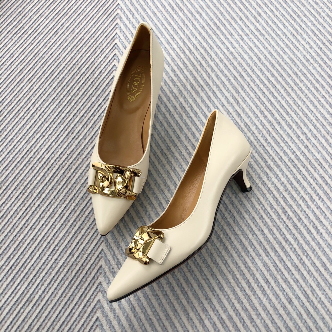 TODS Classic Plumb-Button Single-Shoe: Elegant Design with Shoe-Faced Embellishment - 图片 3