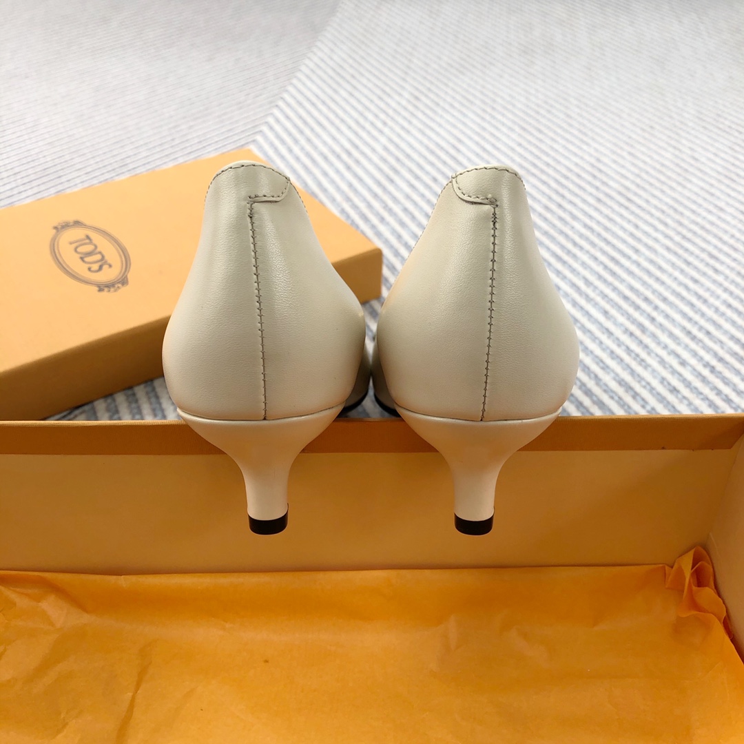 TODS Classic Plumb-Button Single-Shoe: Elegant Design with Shoe-Faced Embellishment - 图片 8