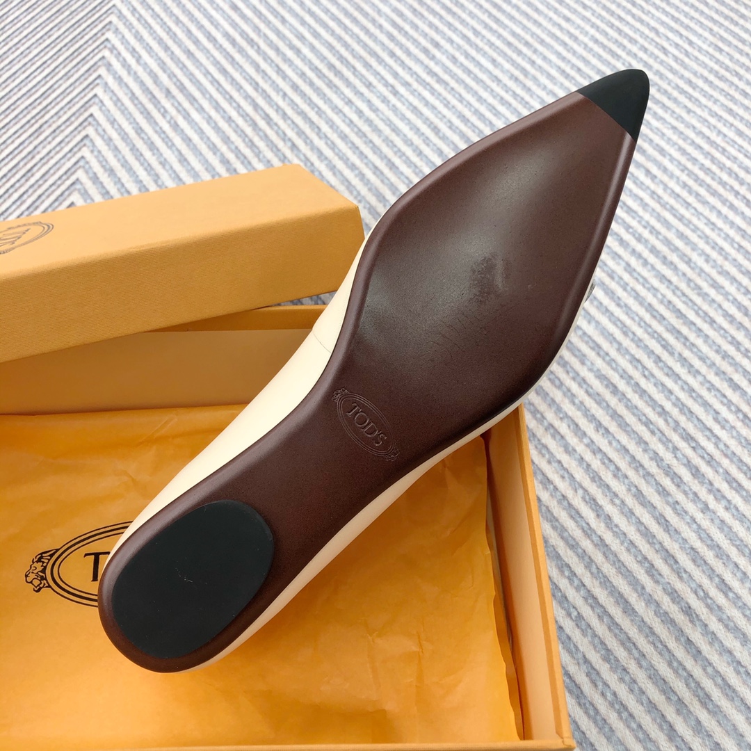 P675 Classic Plumb-Button Single-Shoe: Comfortable and Graceful Design - 图片 8