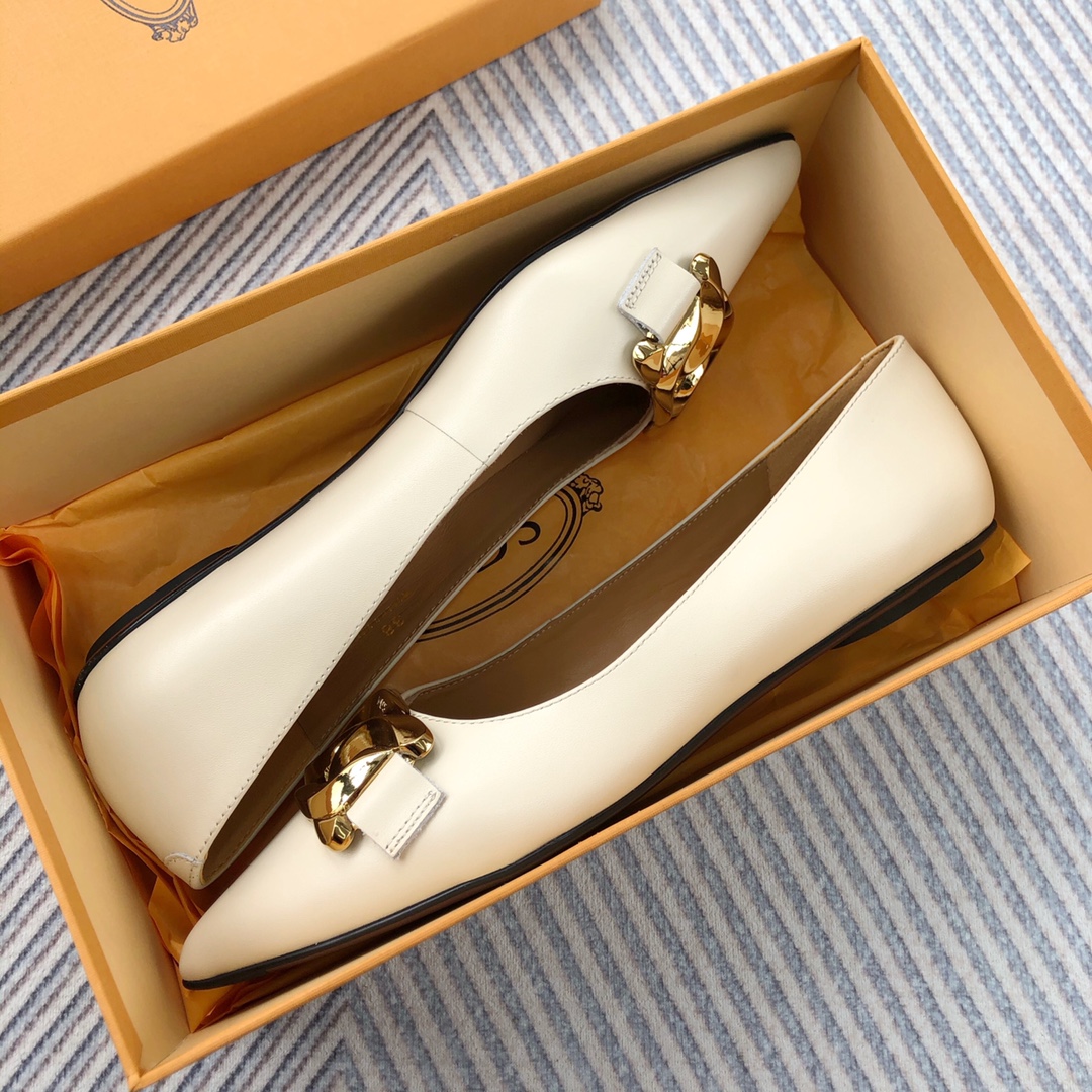 P675 Classic Plumb-Button Single-Shoe: Comfortable and Graceful Design - 图片 6