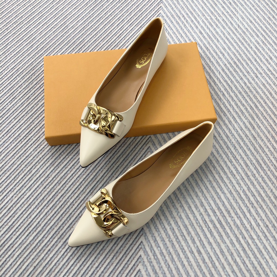 P675 Classic Plumb-Button Single-Shoe: Comfortable and Graceful Design - 图片 2