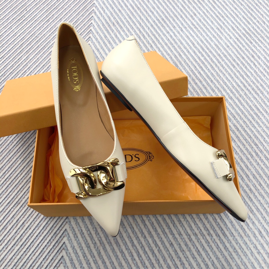 P675 Classic Plumb-Button Single-Shoe: Comfortable and Graceful Design - 图片 4