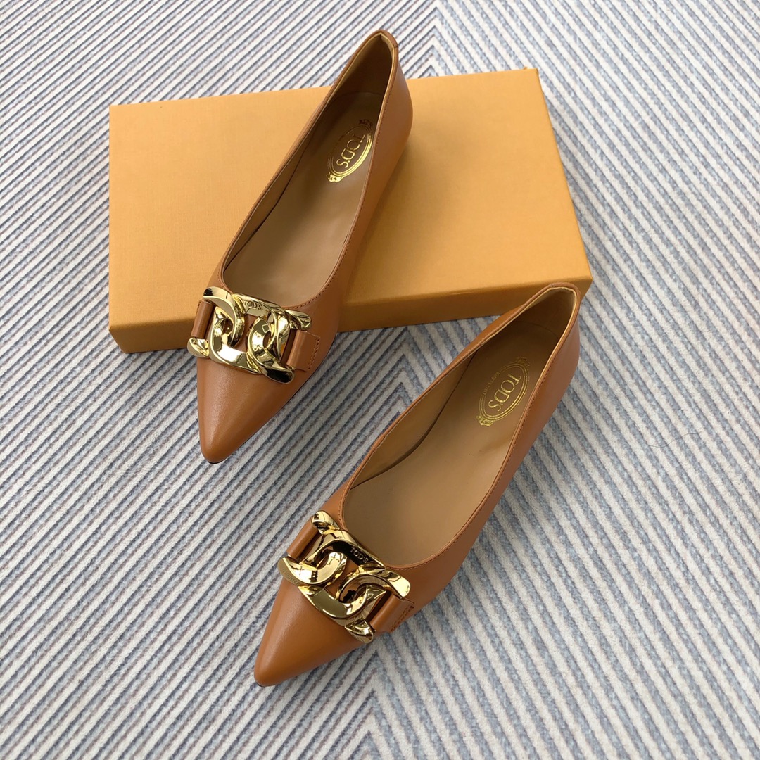 TODS Classic Plumb-Button Single-Shoe: Comfortable and Graceful Design Cabinet - 图片 2