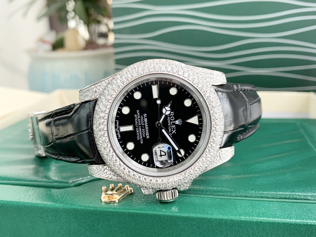 【新品推荐】劳.力士Rolex,潜航者型后镶钻腕表