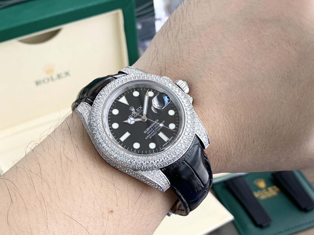 【新品推荐】劳.力士Rolex，潜航者型后镶钻腕表