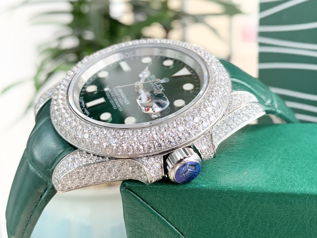 【新品推荐】劳.力士Rolex,潜航者型后镶钻腕表