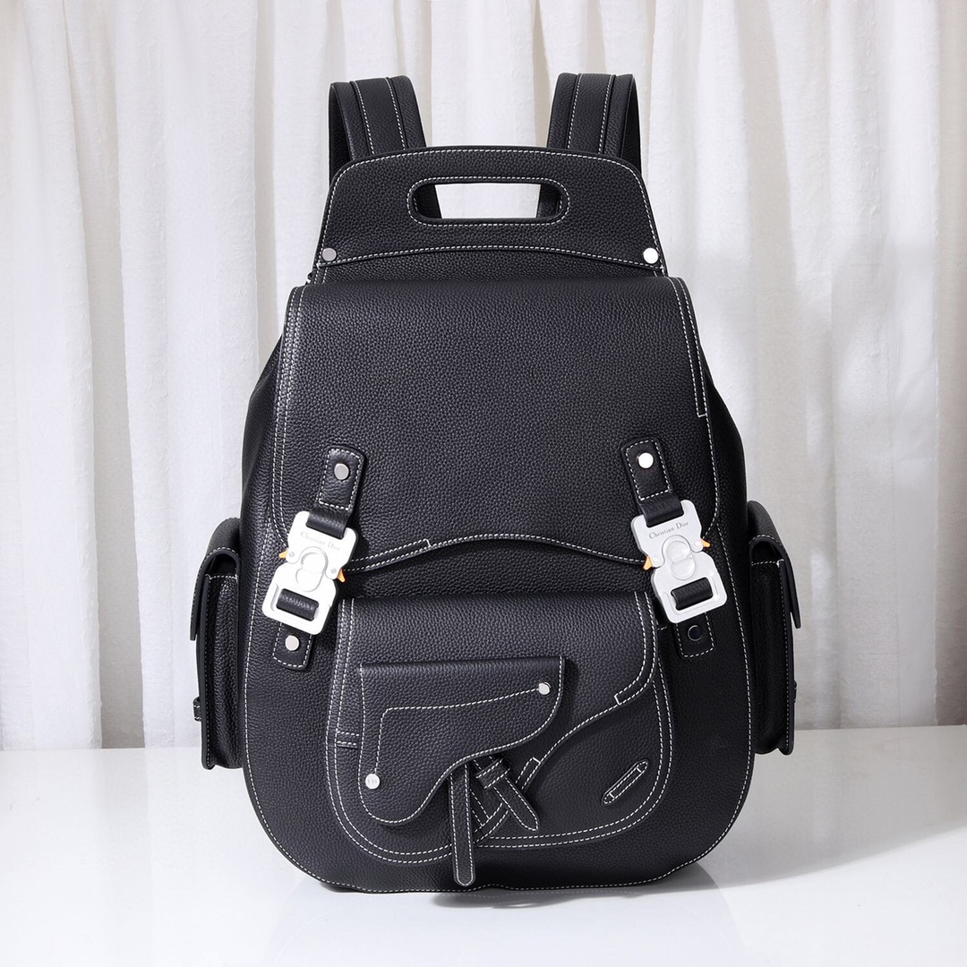 How to start selling replica
 Dior Backpack Saddle Bags