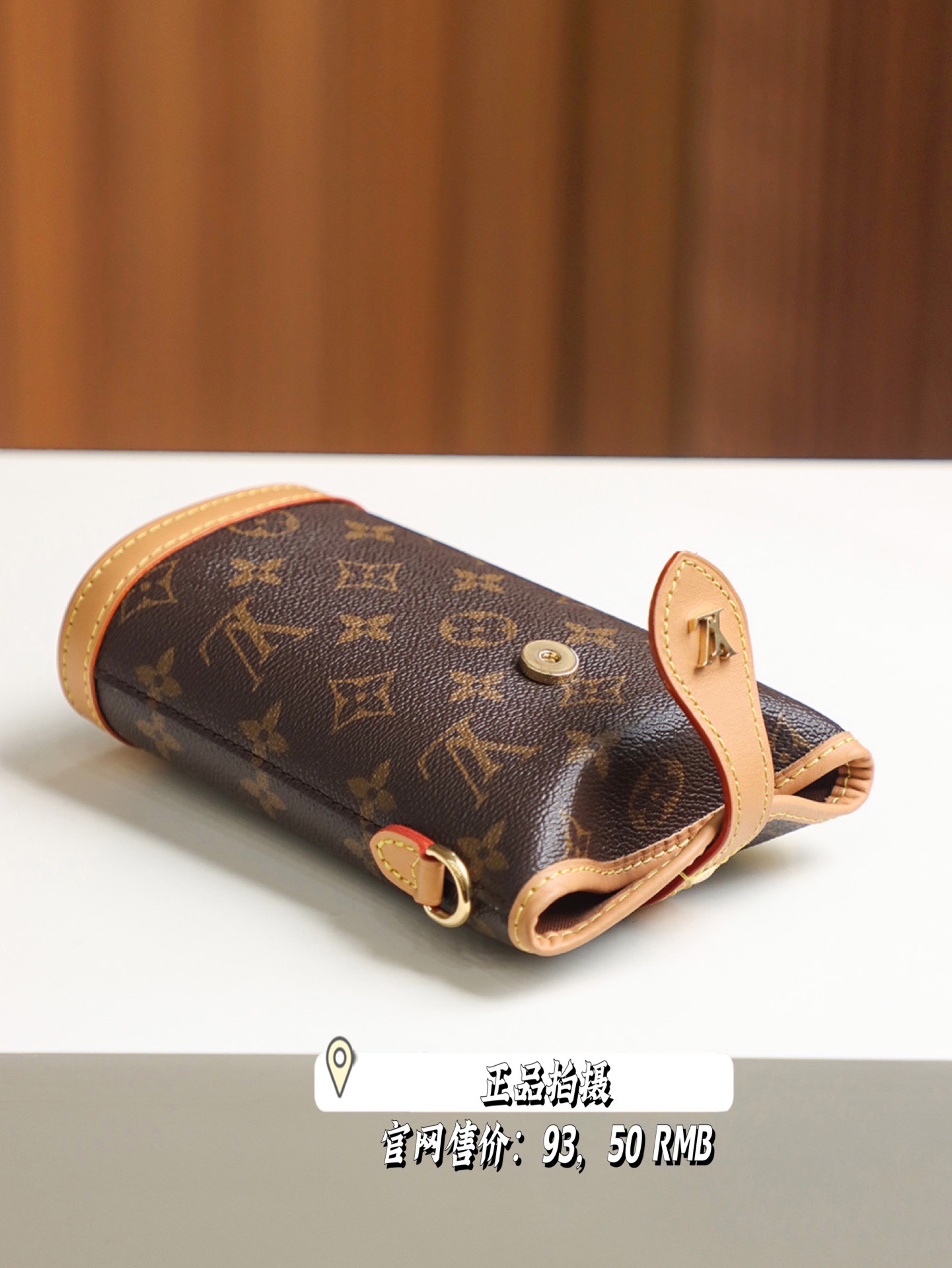 内部价 菱格变码SP免检 。 ❒ 𝐅𝐎𝐋𝐃 𝐌𝐄系列 #M80874# 𝐒𝐏免检版 ❒ 
◖ 正品实物拍摄展示 ◗
官网售价：𝟗𝟑𝟓𝟎 𝑹𝑴𝑩