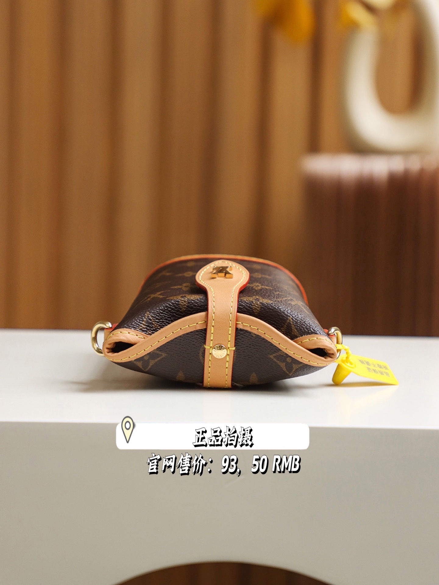 内部价 菱格变码SP免检 。 ❒ 𝐅𝐎𝐋𝐃 𝐌𝐄系列 #M80874# 𝐒𝐏免检版 ❒ 
◖ 正品实物拍摄展示 ◗
官网售价：𝟗𝟑𝟓𝟎 𝑹𝑴𝑩