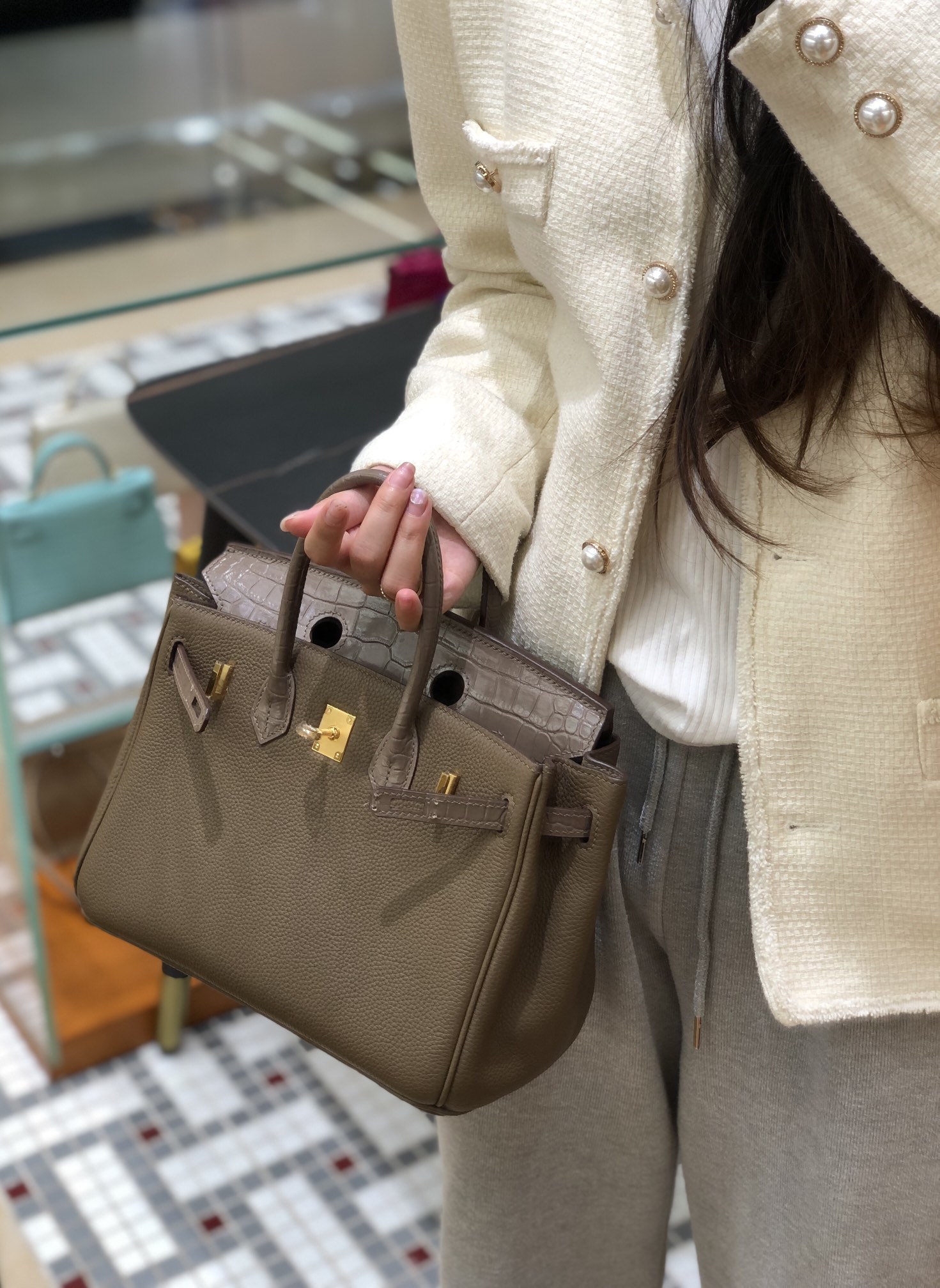 Hermès 专柜款经典手袋 3