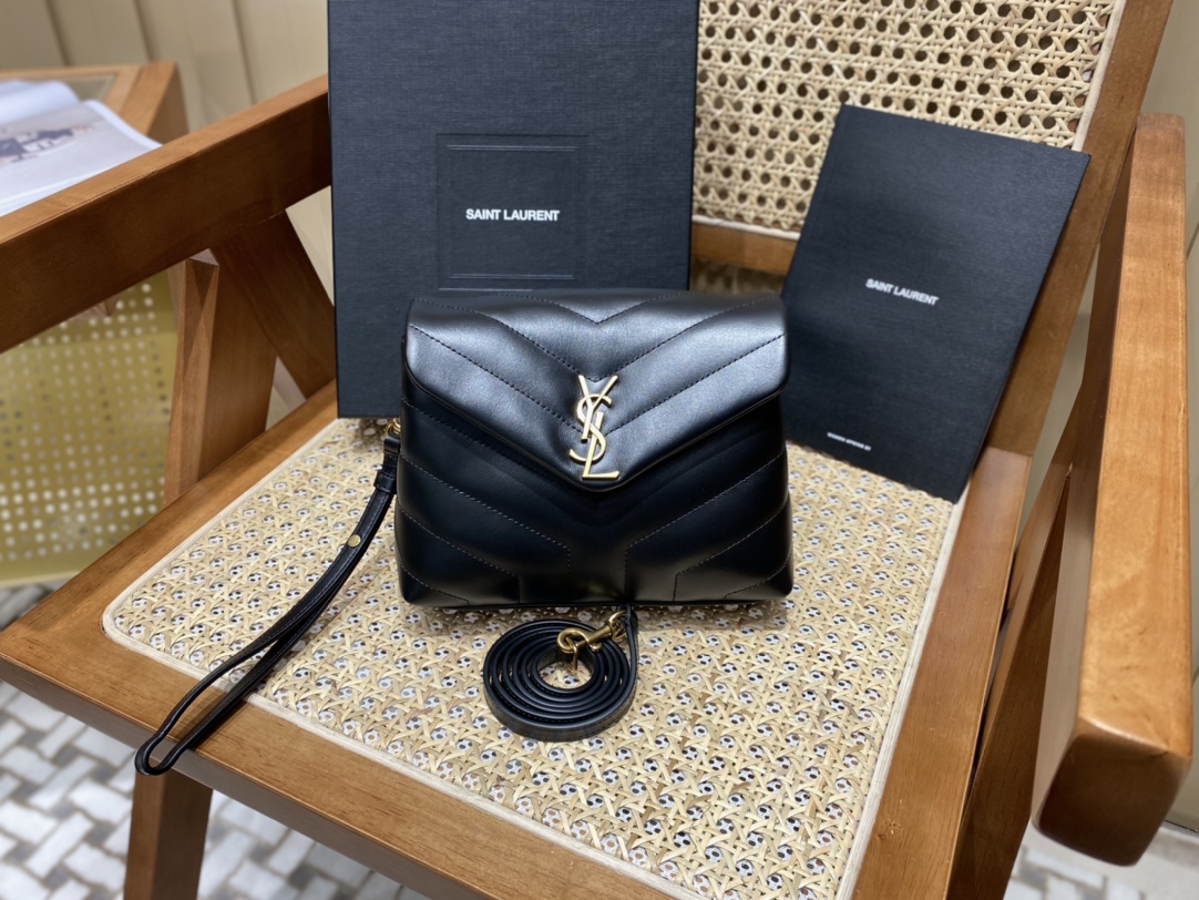 YSL LouLou 20CM 迷你斜挎包 467072黑色/金扣