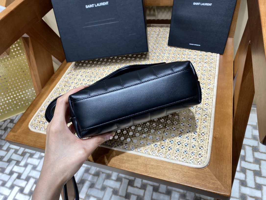 YSL LouLou 20CM 迷你斜挎包 467072黑色/银扣