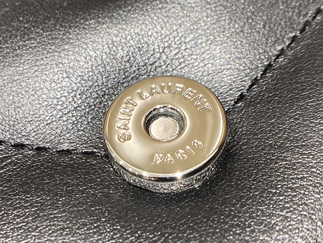 YSL LouLou 20CM 迷你斜挎包 467072黑色/银扣