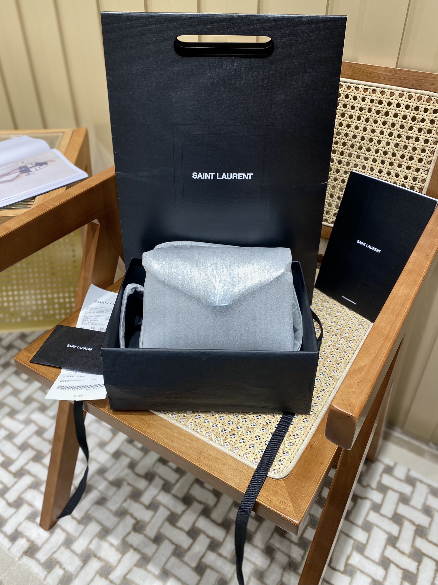 YSL LouLou 20CM 迷你斜挎包 467072黑色/银扣