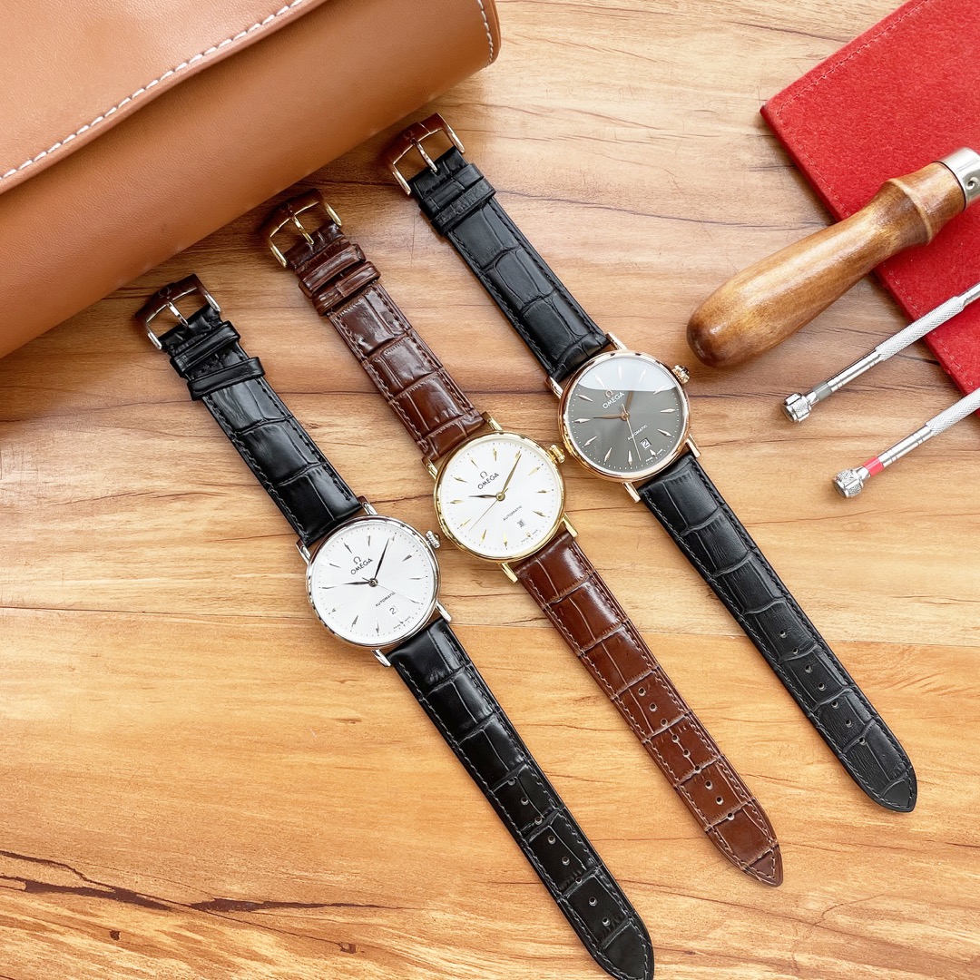 皮带，钢带，金白同价 独家首发 高清实拍 优质产品 沉稳有型 魅力不凡 简约热卖 品牌： 欧米茄 Omega 三针设计 类型：精品男士腕表 表带：316精钢/真牛皮表带 机芯：高端西铁城机械机芯 镜面：蓝宝石玻璃更高清 品味高雅 浩瀚大气 匠心独运 腕间瑰宝 尺寸：直径41mm厚12mm