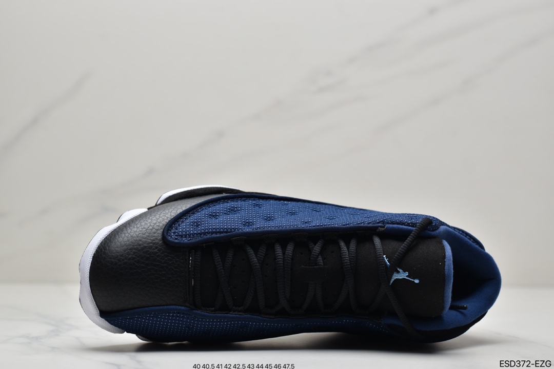 430 Air Jordan 13 Low ”Brave Blue”  鞋身整体以黑色为主色调DJ5982-400