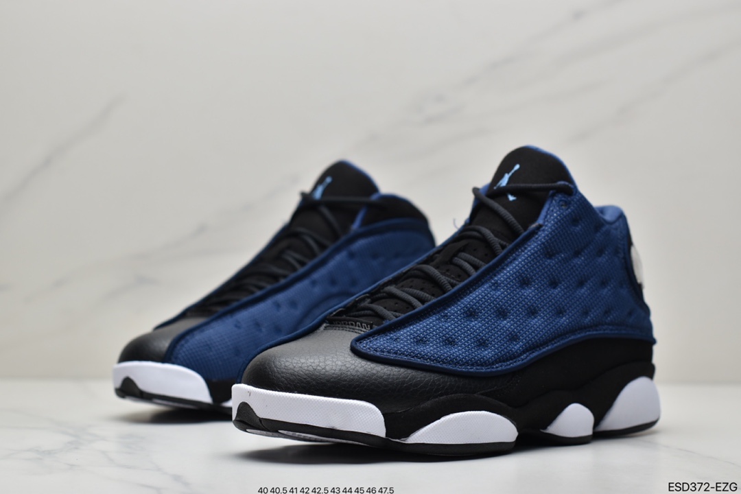 430 Air Jordan 13 Low ”Brave Blue”  鞋身整体以黑色为主色调DJ5982-400