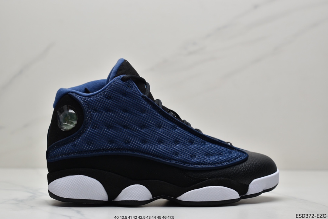 430 Air Jordan 13 Low ”Brave Blue”  鞋身整体以黑色为主色调DJ5982-400