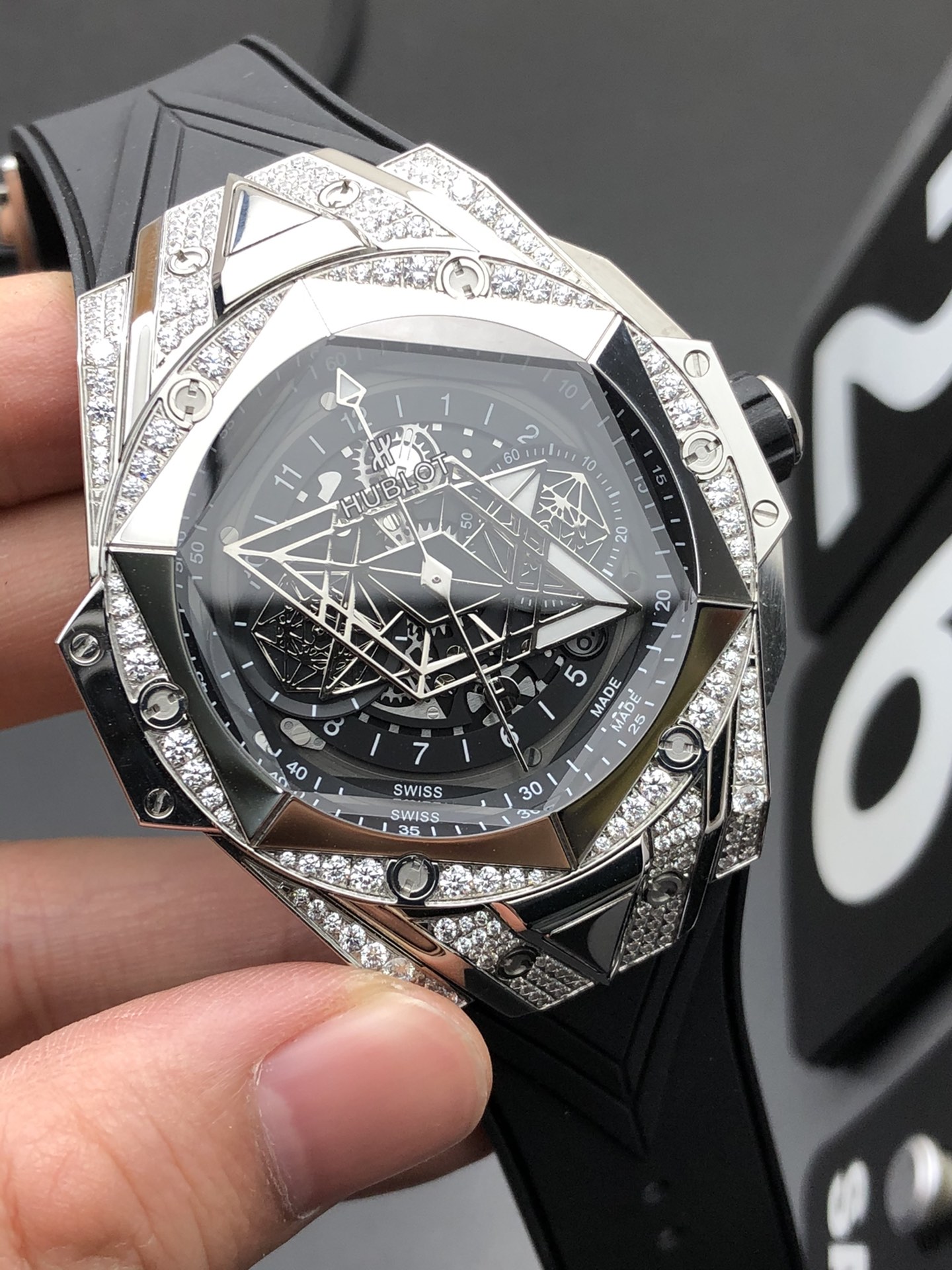 Hublot HB 二代刺青