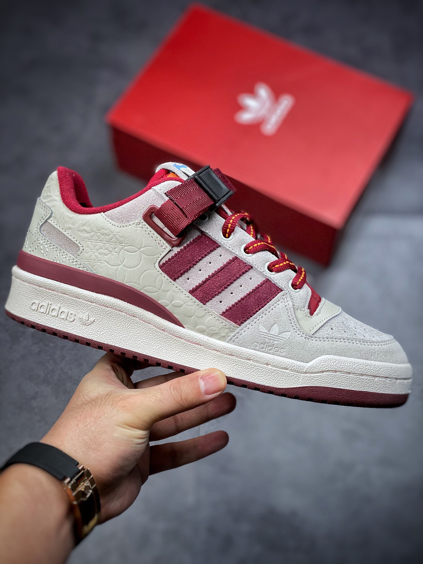 220  Adidas Originals Forum Low CNY 米白红海外渠道版 GX8866