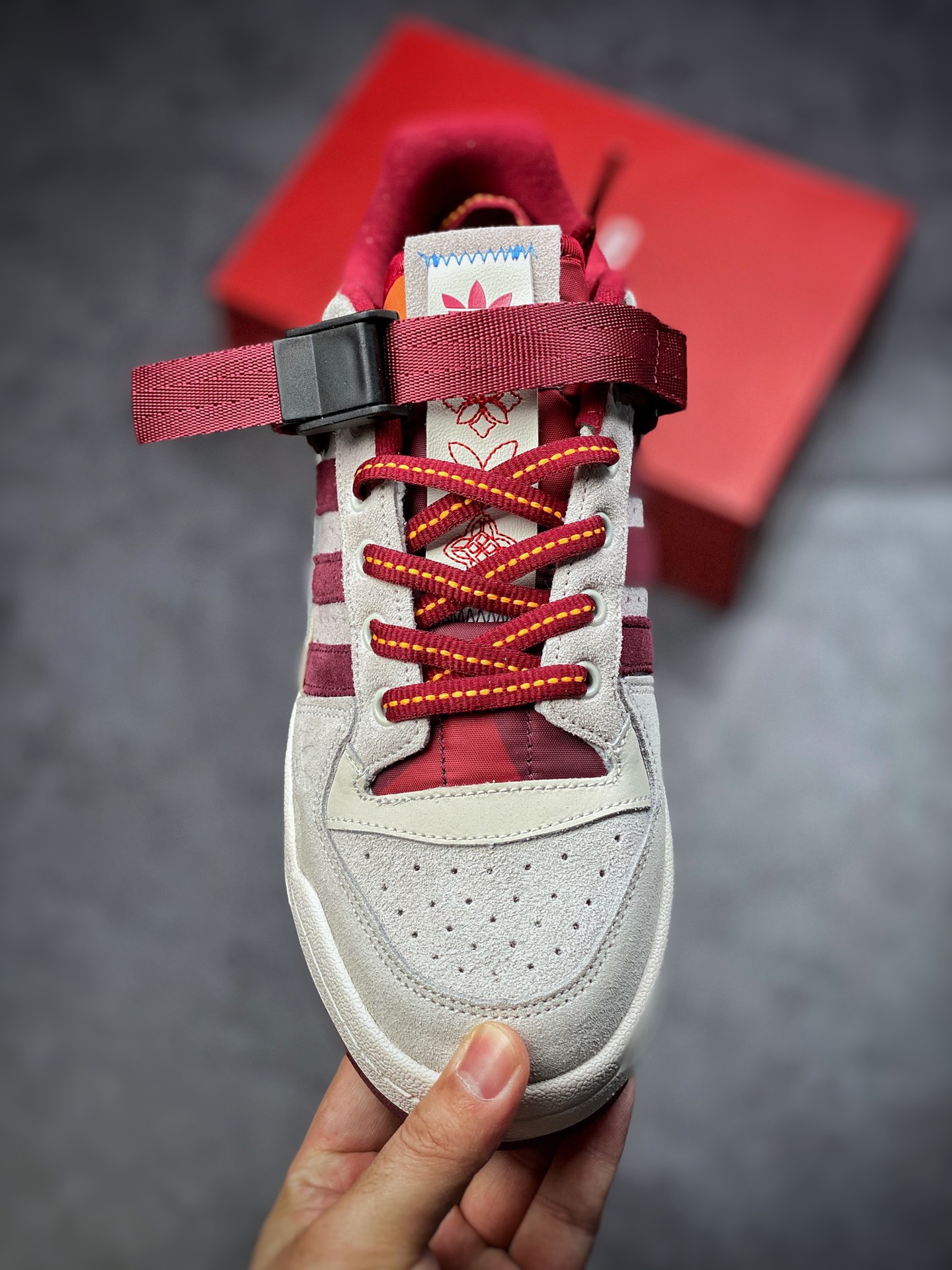 220  Adidas Originals Forum Low CNY 米白红海外渠道版 GX8866