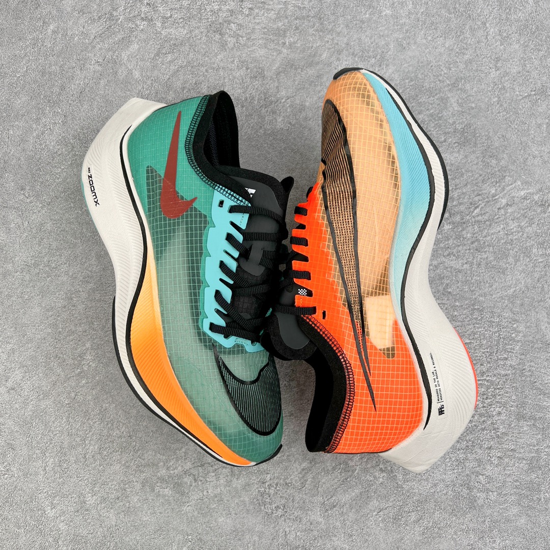 图片[3]-＃纯原福利 NK ZoomX Vaporfly Next% 马拉松一代跑鞋 鞋面使用了全新 Vaporweave 科技 这种类似蝉翼的材质相比 Flyknit 更加轻薄透气 非对称的鞋带系统和泡棉护垫的加入令舒适度更高 鞋头辅以超大的 Swoosh 点缀 再配上流线型外观设计 时尚感十足 尺码：36 36.5 37.5 38 38.5 39 40 40.5 41 42 42.5 43 44 44.5 45-选品中心