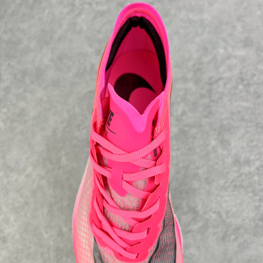 图片[5]-＃纯原福利 NK ZoomX Vaporfly Next% 马拉松一代跑鞋 鞋面使用了全新 Vaporweave 科技 这种类似蝉翼的材质相比 Flyknit 更加轻薄透气 非对称的鞋带系统和泡棉护垫的加入令舒适度更高 鞋头辅以超大的 Swoosh 点缀 再配上流线型外观设计 时尚感十足 尺码：36 36.5 37.5 38 38.5 39 40 40.5 41 42 42.5 43 44 44.5 45-选品中心