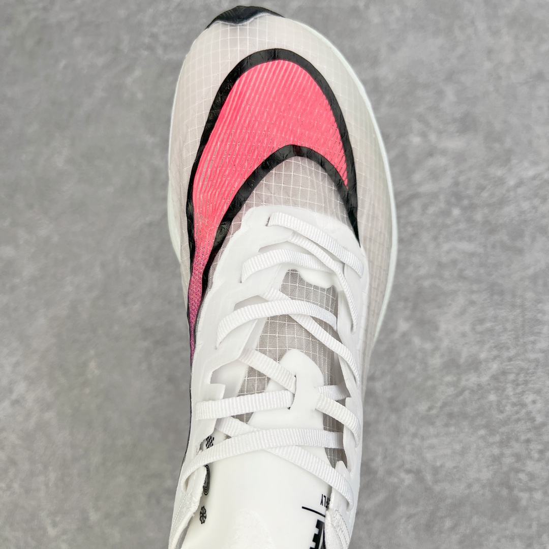 图片[4]-＃纯原福利 NK ZoomX Vaporfly Next% 马拉松一代跑鞋 鞋面使用了全新 Vaporweave 科技 这种类似蝉翼的材质相比 Flyknit 更加轻薄透气 非对称的鞋带系统和泡棉护垫的加入令舒适度更高 鞋头辅以超大的 Swoosh 点缀 再配上流线型外观设计 时尚感十足 尺码：36 36.5 37.5 38 38.5 39 40 40.5 41 42 42.5 43 44 44.5 45-选品中心