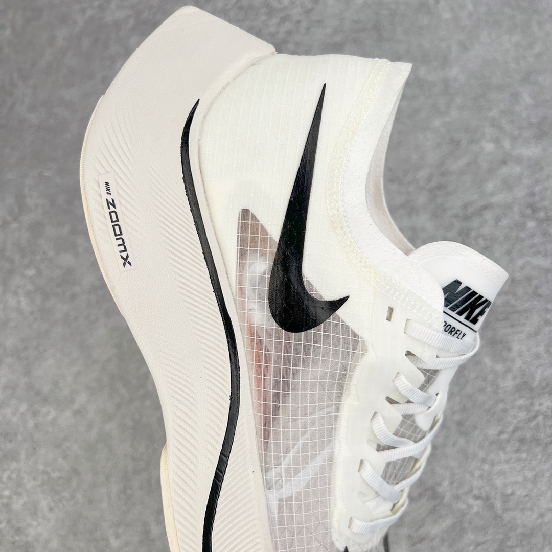 图片[6]-＃纯原福利 NK ZoomX Vaporfly Next% 马拉松一代跑鞋 鞋面使用了全新 Vaporweave 科技 这种类似蝉翼的材质相比 Flyknit 更加轻薄透气 非对称的鞋带系统和泡棉护垫的加入令舒适度更高 鞋头辅以超大的 Swoosh 点缀 再配上流线型外观设计 时尚感十足 尺码：36 36.5 37.5 38 38.5 39 40 40.5 41 42 42.5 43 44 44.5 45-选品中心