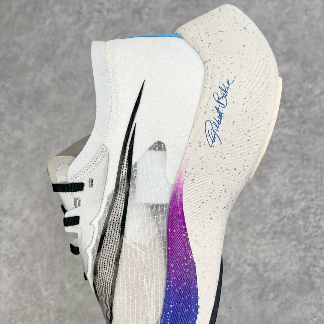图片[7]-＃纯原福利 NK ZoomX Vaporfly Next% 马拉松一代跑鞋 鞋面使用了全新 Vaporweave 科技 这种类似蝉翼的材质相比 Flyknit 更加轻薄透气 非对称的鞋带系统和泡棉护垫的加入令舒适度更高 鞋头辅以超大的 Swoosh 点缀 再配上流线型外观设计 时尚感十足 尺码：36 36.5 37.5 38 38.5 39 40 40.5 41 42 42.5 43 44 44.5 45-选品中心