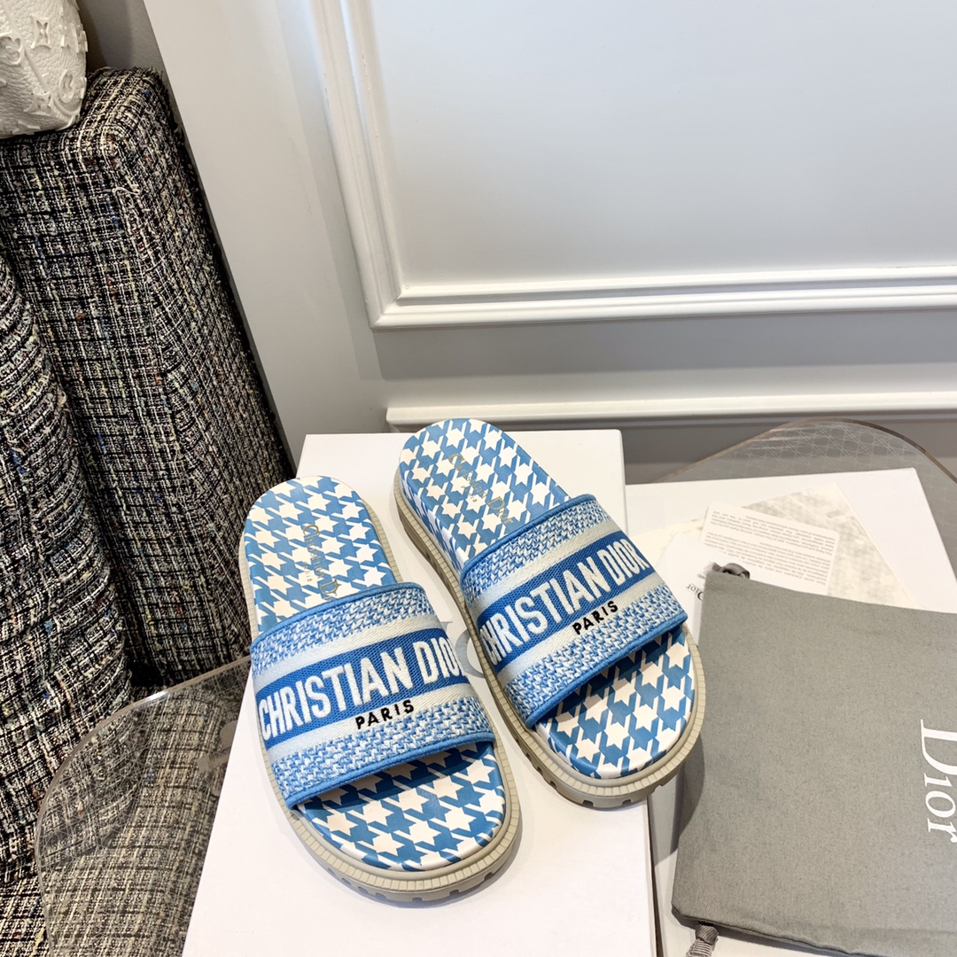 Dior 2022 Water Diamond 3e generatie slippers 3D letterontwerp + geïmporteerde diamanten, binnen- en buitenkant volledig kalfsleer, Italiaanse echte leren zool