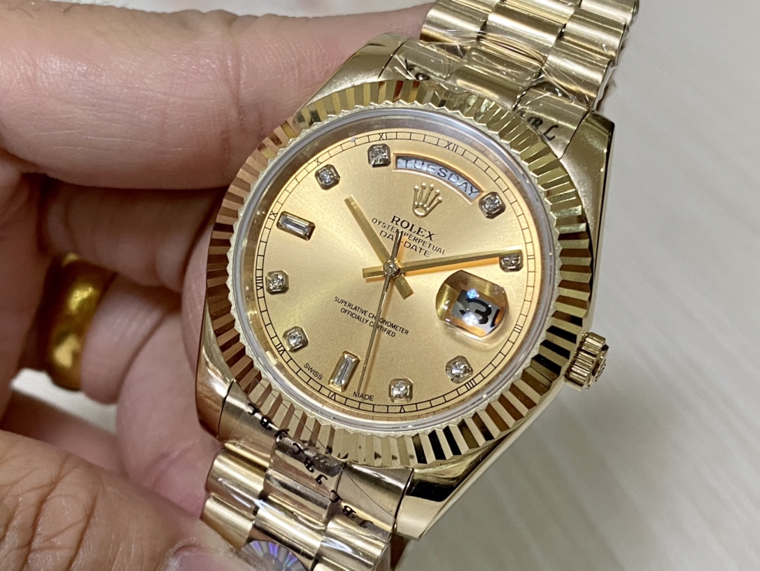 SK厂 劳力士Rolex 双历 星期日志型シリーズ 40mmの高品質腕時計