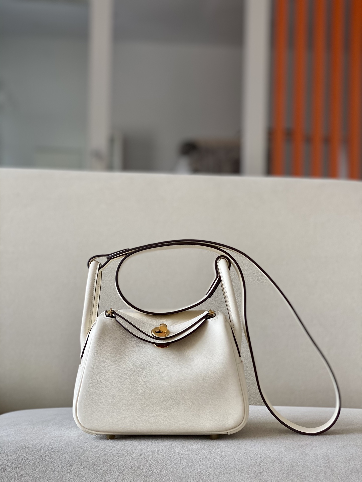 Hermes Lindy Crossbody & Shoulder Bags Mini LD190280