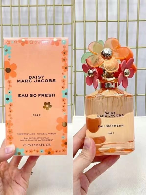 Marc Jacobs Daisy Eau So Fresh Spring Limited Edition 75ml EDT for Women 4 i1648287635 4879 2