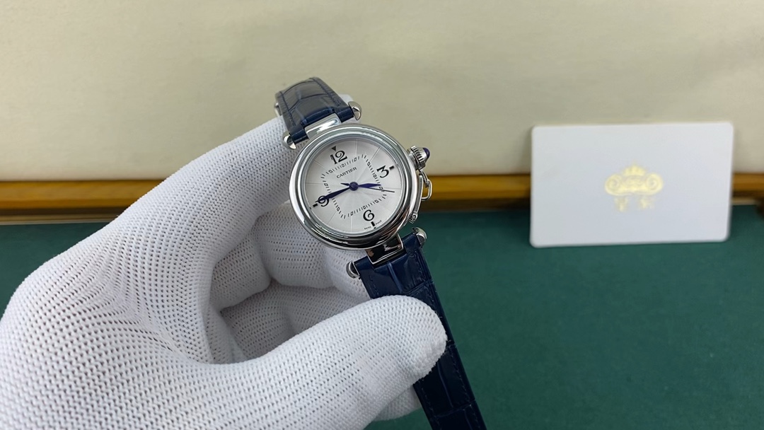 Cartier 皇家 卡地亚帕莎系列女款三针