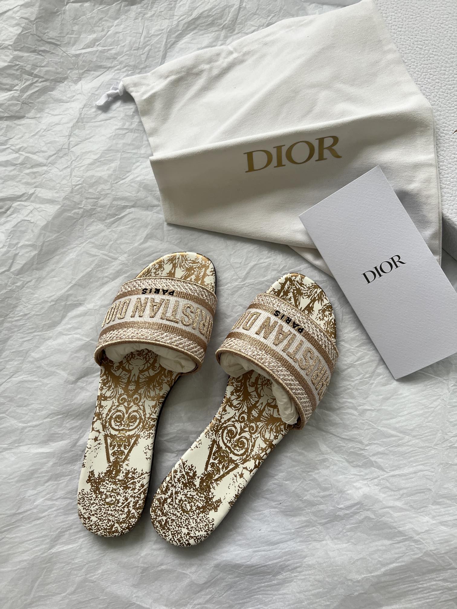 Hot Sale
 Dior Shoes Slippers Embroidery Cotton Cowhide Genuine Leather Spring/Summer Collection