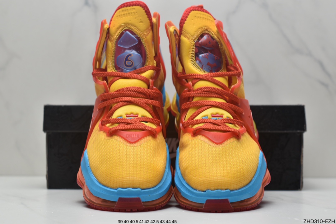 300 耐克NK LeBron 19 黑白蓝．詹姆斯总冠军战靴 DC9342-100