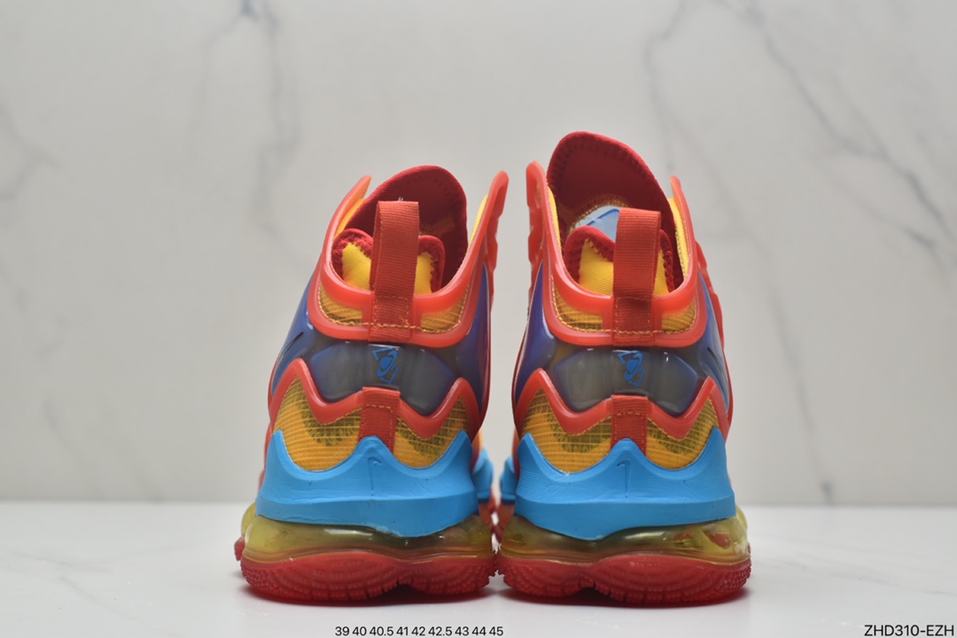 300 耐克NK LeBron 19 黑白蓝．詹姆斯总冠军战靴 DC9342-100