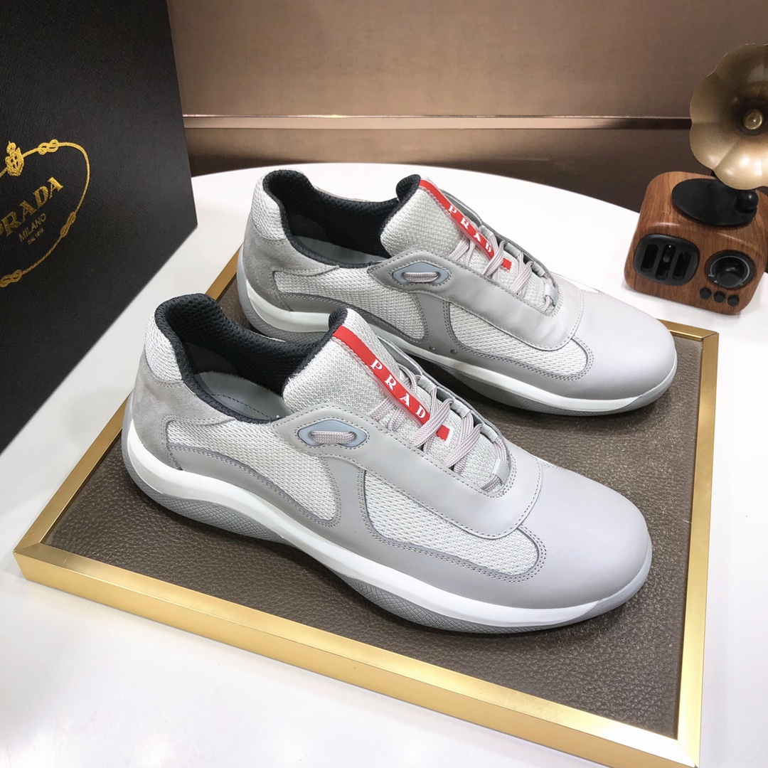 K0 普拉达 Prada 顶级原单，当季，高品质原单牛货，顶级高丝光牛皮拼原版透气布料+进口滴胶，内里进口弹力布配原版牛皮垫脚，原厂大底品质保证码38-4545定做