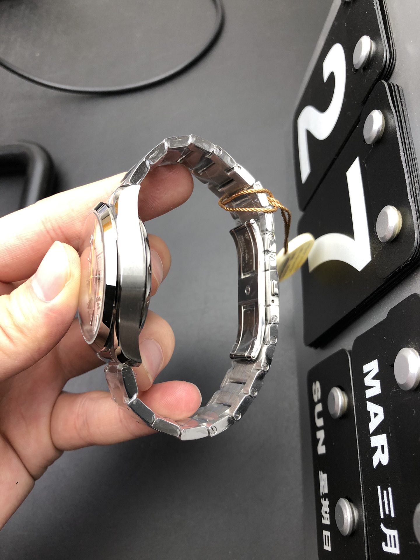 Omega 海马150柚木
