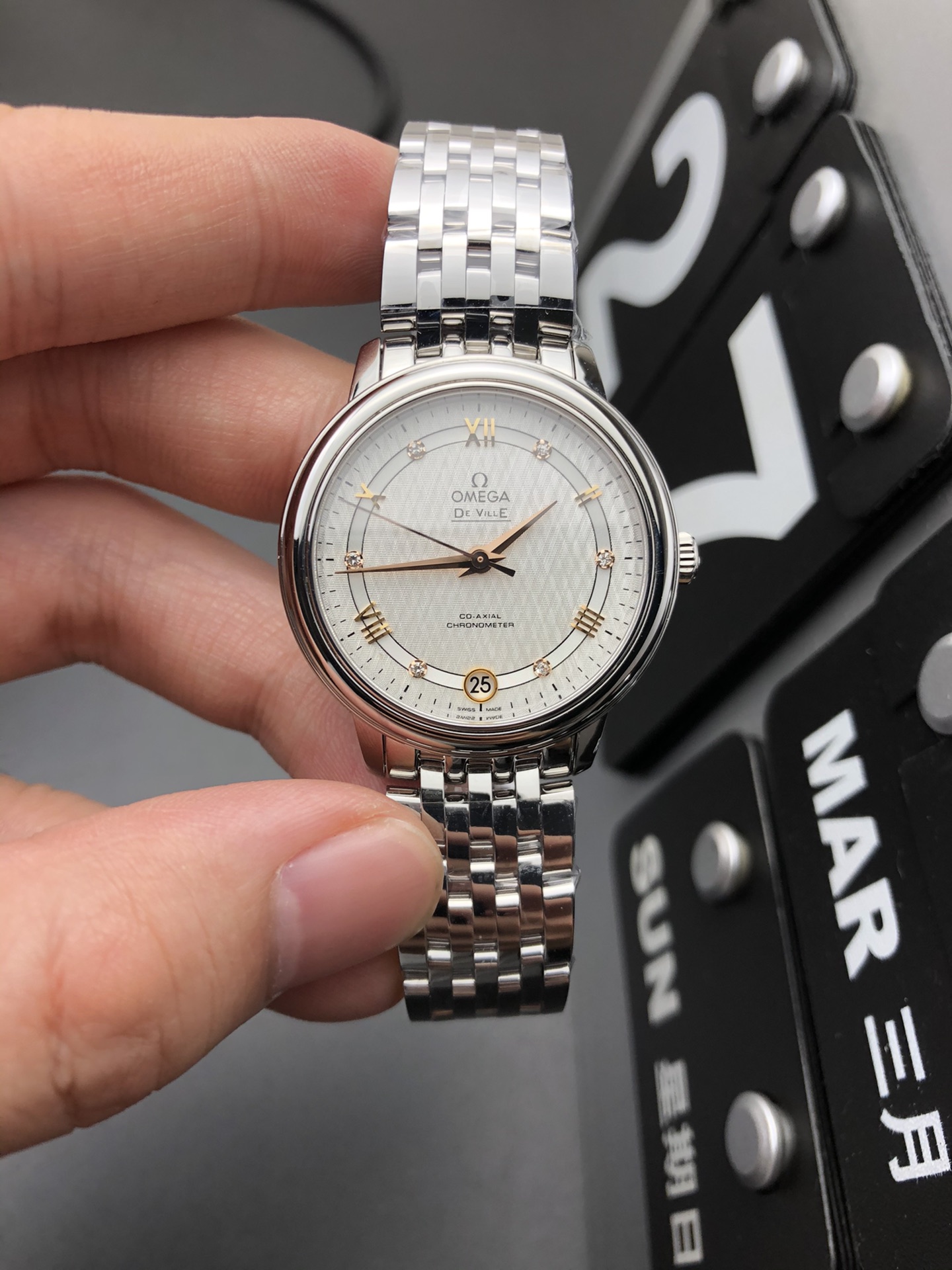 Omega MKS 女蝶飞