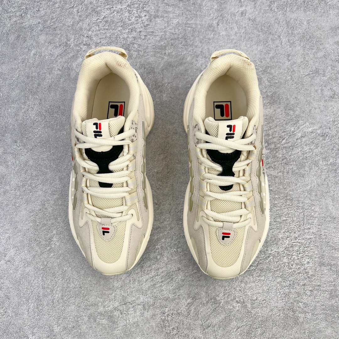 图片[2]-零售💰170 ＃夏日福利‼Fila Heritage 斐乐征峰者系列老爹风增高复古中性休闲运动慢跑鞋 FUSION 系列传承了 FILA 的百年基因有融入年轻运动及潮流文化 成为引领变革、创新突破的一代 以“1+N” 的跨界合作模式重现经典的同时创造经典 带来最出其不意的跨界合作惊喜 同时FILAFUSION把FILA 的 DNA 融入到定制体验里 你可以随心制造厲于你的产品 FILA FUSION 的鞋家族涵盖了老爹鞋、跑步鞋、网球鞋、季节款 风格复古新潮 满足了时尚人士出行及各类运动的搭配需求 成为当下年轻人筷拥的鞋类品牌之一 FILA FUSION 走进年轻人的世界 通过年轻人运动 街舞 滑板 篮球 展现 FILA FUSION 的潮流态度和年轻文化 FILA FUSION 认为末来属于引领变革、创新突破的年轻一代 让我们一起构成 FILA 未来的蓝图吧 尺码对应库存‼️ 编码：by1936070-运动鞋