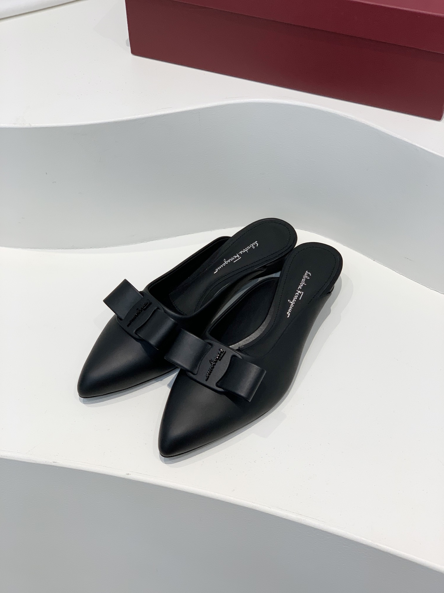 [Ferragamo Women