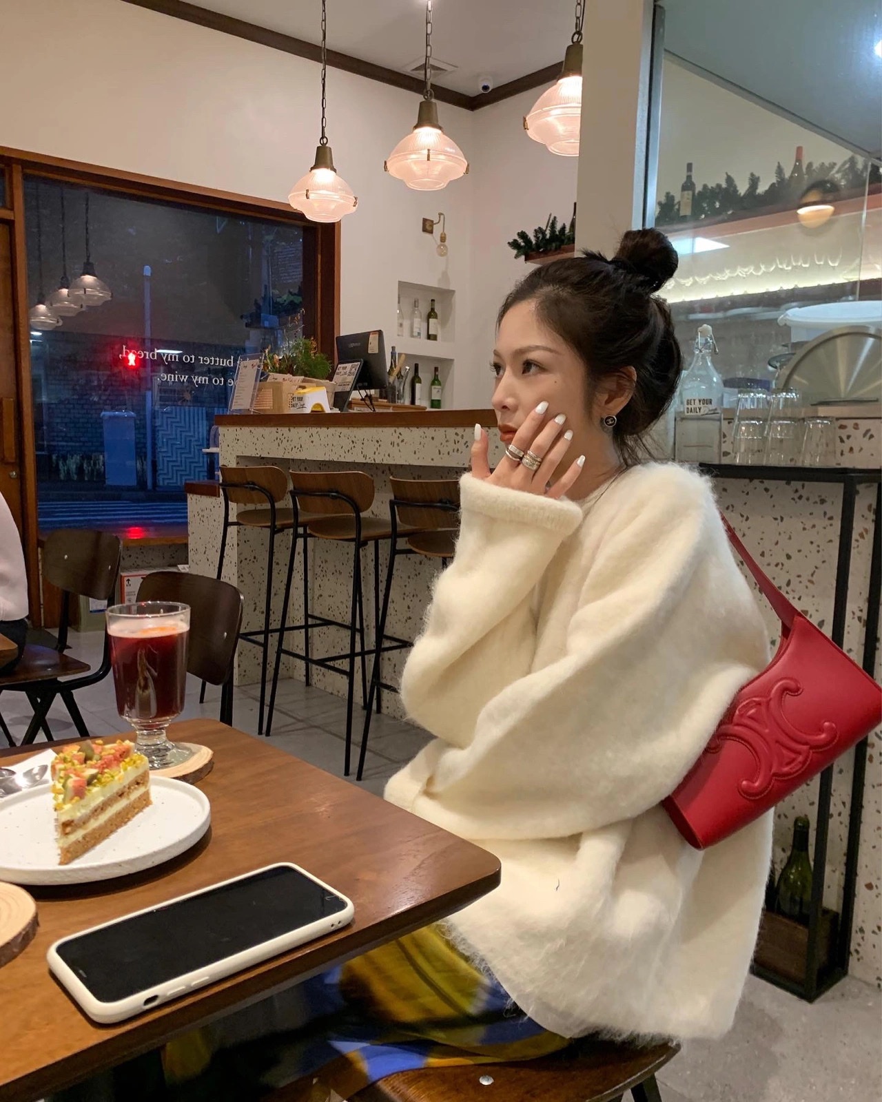 CELINE CUIR TRIOMPHE 24CM BAG 腋下包 198153大红色